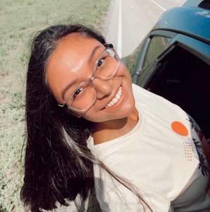 Meet your Posher, Jillian